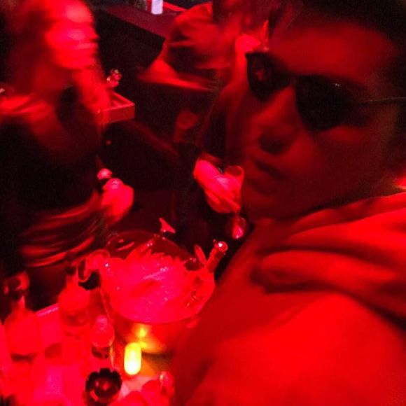 Meet your Posher, Emir - Picture 1 of 1